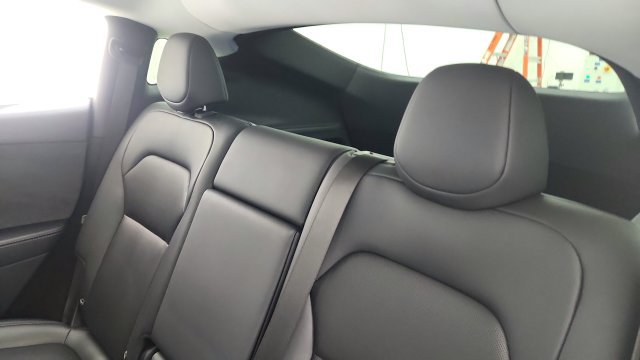 Used 2026 Tesla Model Y 2WD image 40