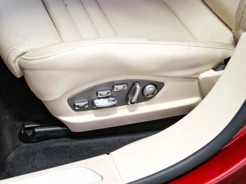 Used 2016 Porsche Panamera Turbo image 30