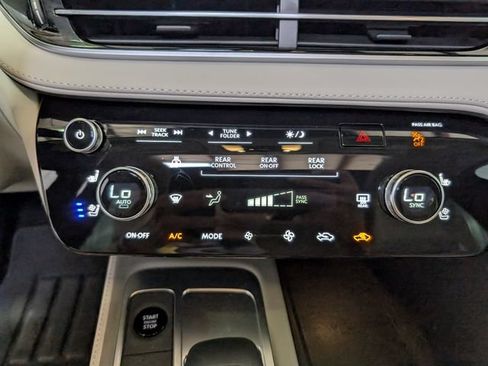 Used 2026 INFINITI QX60 Luxe w/ Cargo Package AWD/4WD image 24