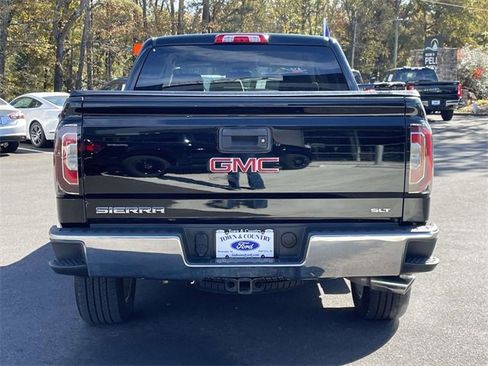 Used 2018 GMC Sierra 1500 SLT w/ SLT Premium Package image 28