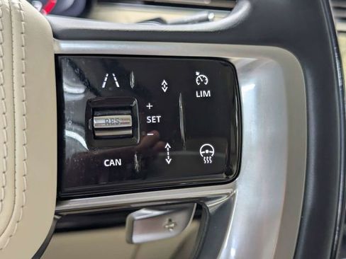 Used 2023 Land Rover Range Rover SE image 20