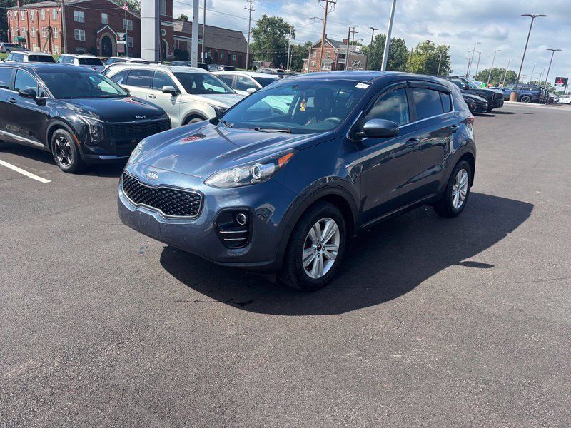 Used 2018 Kia Sportage LX AWD/4WD image 3
