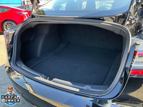 Used 2023 Tesla Model 3 Standard Range image 8