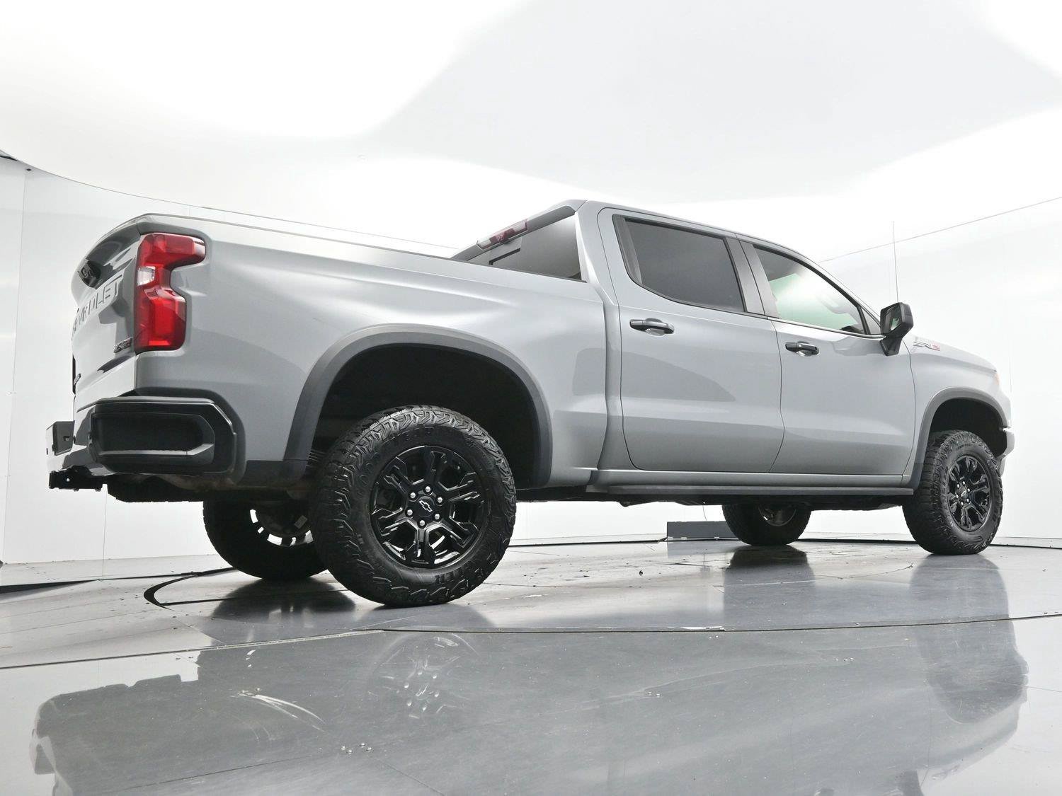 Used 2024 Chevrolet Silverado 1500 ZR2 w/ Technology Package AWD/4WD image 48