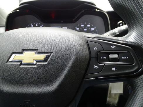 Used 2024 Chevrolet Trax LS FWD image 24
