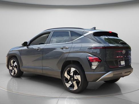 Used 2024 Hyundai Kona Limited FWD image 6
