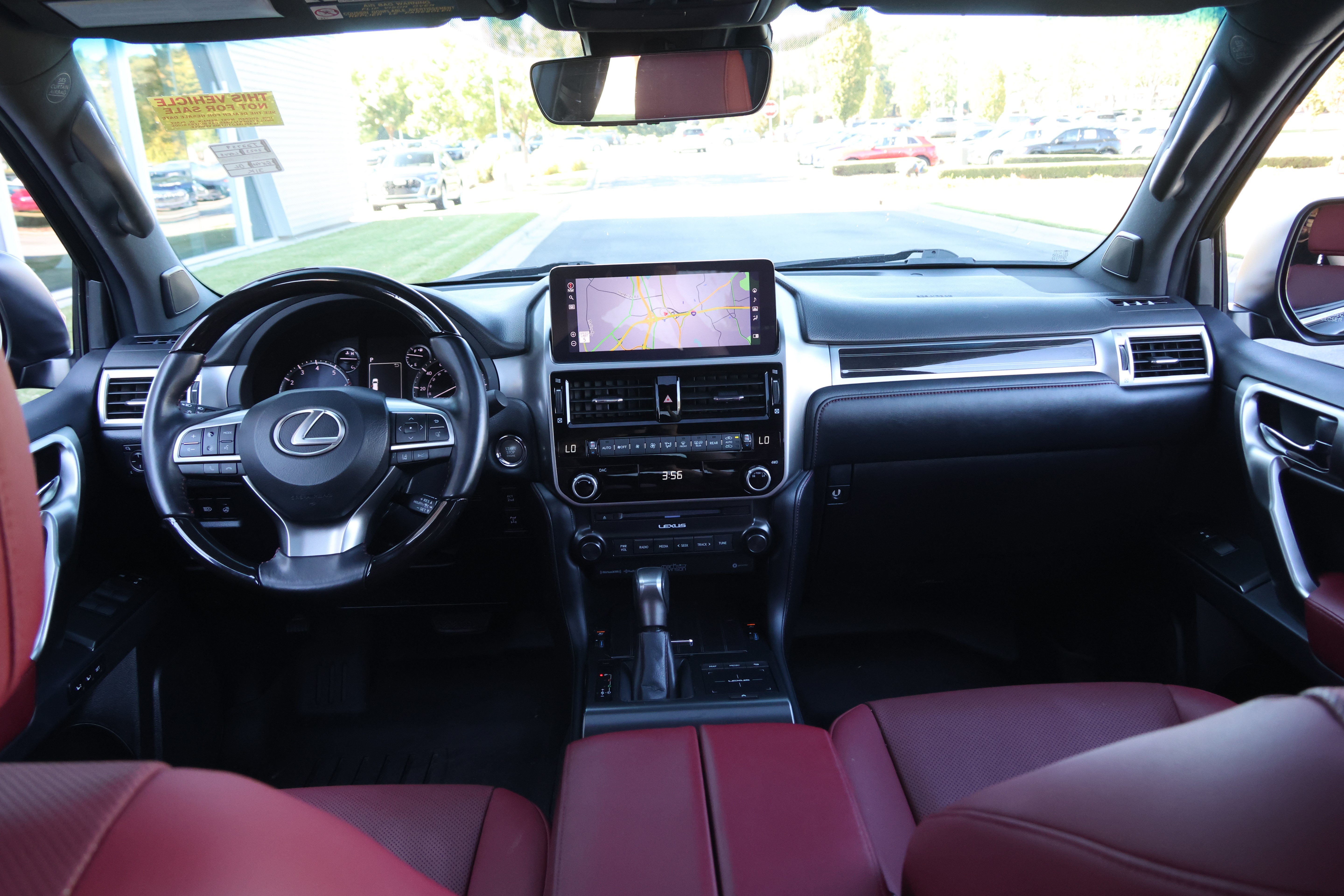 Used 2023 Lexus GX 460 Premium w/ Accessory Package AWD/4WD image 28