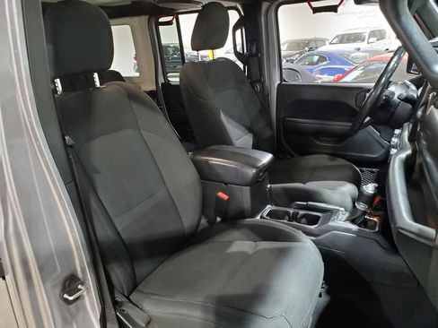 Used 2021 Jeep Wrangler Unlimited Sport AWD/4WD image 14