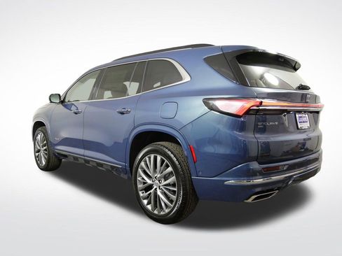 New 2026 Buick Enclave Avenir w/ Super Cruise Package AWD/4WD image 5