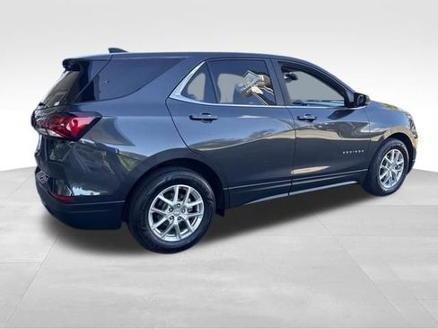 Used 2022 Chevrolet Equinox LT image 5
