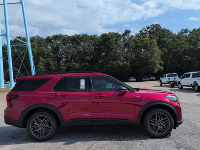 New 2026 Ford Explorer ST-Line w/ ST-Line Street Pack