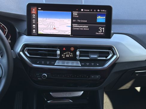 Used 2023 BMW X3 sDrive30i w/ Premium Package image 4