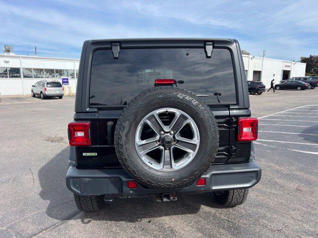 Used 2020 Jeep Wrangler Unlimited Sahara w/ Dual Top Group AWD/4WD image 6