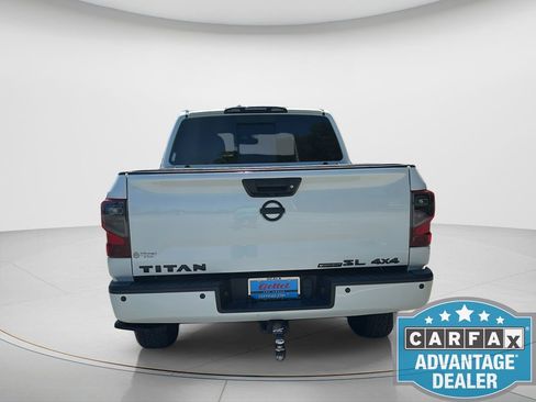 Used 2019 Nissan Titan SL w/ Midnight Edition image 4