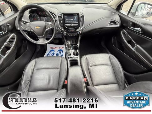 Used 2017 Chevrolet Cruze Premier image 10