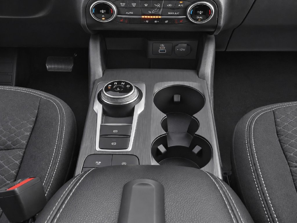 Used 2025 Ford Escape Active w/ Cold Weather Package FWD image 15
