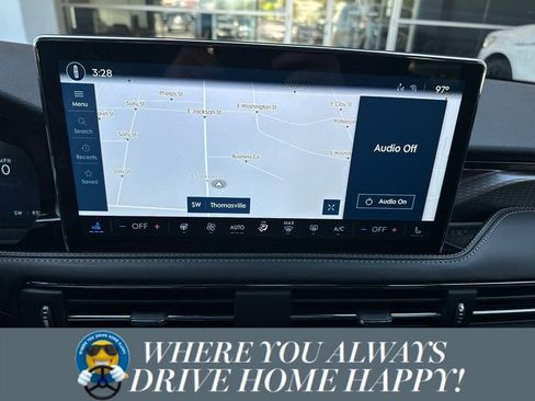 New 2024 Lincoln Corsair Reserve w/ Equipment Group 201A image 17