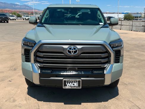 Used 2024 Toyota Tundra Limited AWD/4WD image 9