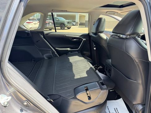 Used 2019 Toyota RAV4 Limited w/ All Weather Liner Package AWD/4WD image 33