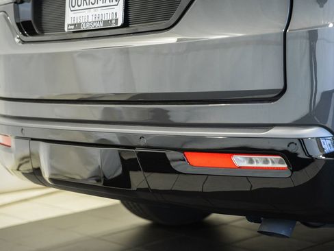 New 2026 Jeep Grand Wagoneer 4WD image 8