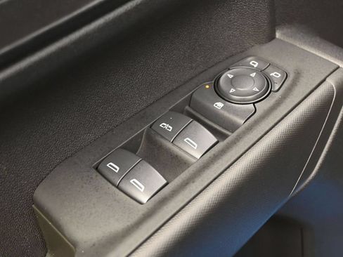 Used 2025 Chevrolet Silverado 1500 Custom w/ Turbomax Blackout Package AWD/4WD image 14