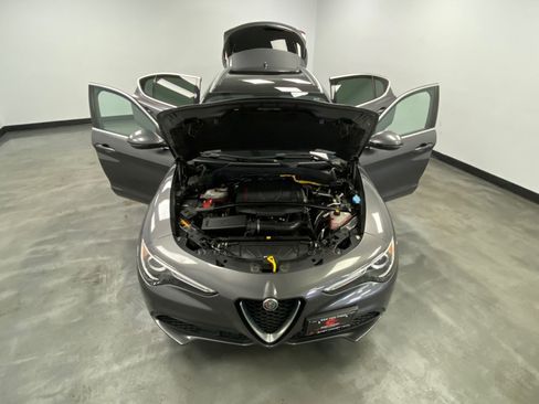 Used 2019 Alfa Romeo Stelvio Ti image 54