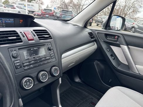Used 2015 Subaru Forester 2.5i Premium w/ All-Weather Package image 20