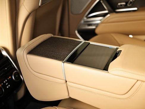 New 2025 Land Rover Range Rover Autobiography image 32