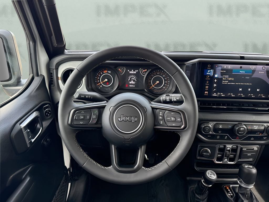 Used 2025 Jeep Wrangler Unlimited Sport AWD/4WD image 14