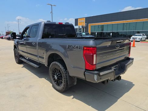 Used 2022 Ford F350 Lariat w/ Black Appearance Package AWD/4WD image 3