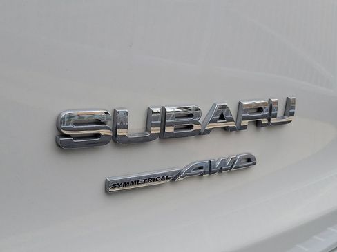Used 2021 Subaru Ascent Limited w/ Technology Package AWD/4WD image 8