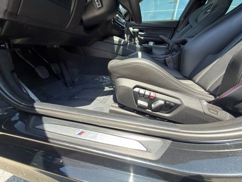 Used 2017 BMW M3 RWD image 14