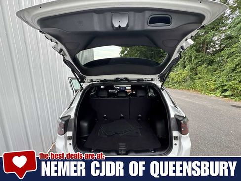 Used 2025 Jeep Compass Limited AWD/4WD image 23