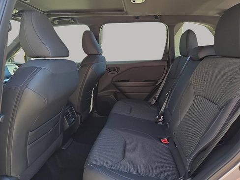 Certified 2025 Subaru Forester Premium AWD/4WD image 10