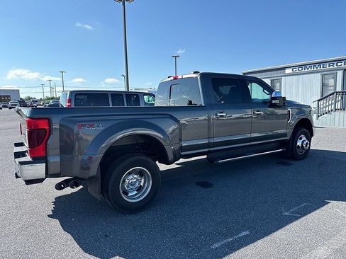 Used 2020 Ford F350 XLT w/ XLT Premium Package AWD/4WD image 4
