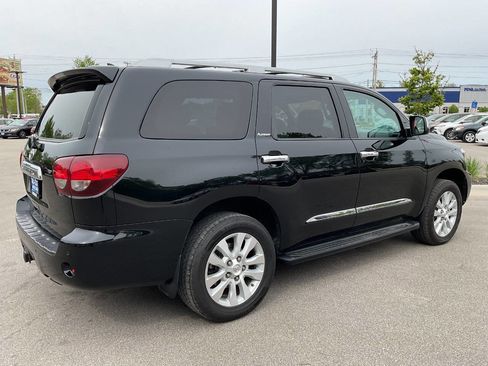 Used 2018 Toyota Sequoia Platinum AWD/4WD image 7