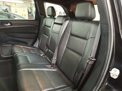 Used 2020 Jeep Grand Cherokee High Altitude AWD/4WD image 8