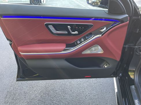 New 2026 Mercedes-Benz S 580 4MATIC Sedan image 15