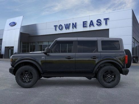 New 2025 Ford Bronco Big Bend w/ Black Diamond Package image 3