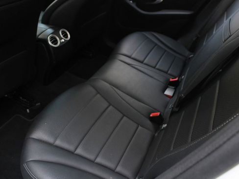 Used 2021 Mercedes-Benz GLC 300 4MATIC image 21