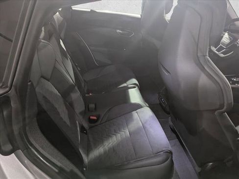 Used 2022 Audi e-tron GT Premium Plus image 21