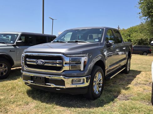 Used 2024 Ford F150 Lariat w/ FX4 Off-Road Package AWD/4WD image 3