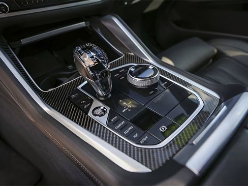 Used 2023 BMW X6 M50i w/ Executive Package image 22