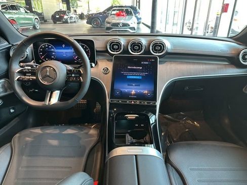 Used 2025 Mercedes-Benz C 300 4MATIC Sedan image 11