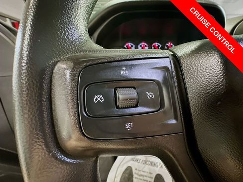 Used 2021 Chevrolet Silverado 2500 Custom w/ Custom Value Package image 10