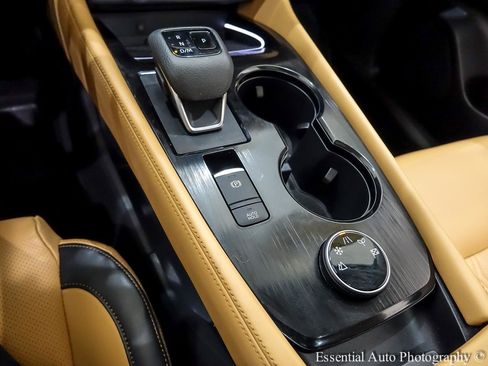 Used 2022 Nissan Rogue Platinum w/ Head-Up Display Package image 27