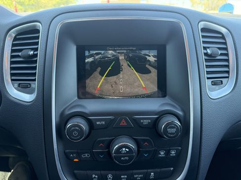 Used 2020 Dodge Durango SXT image 16
