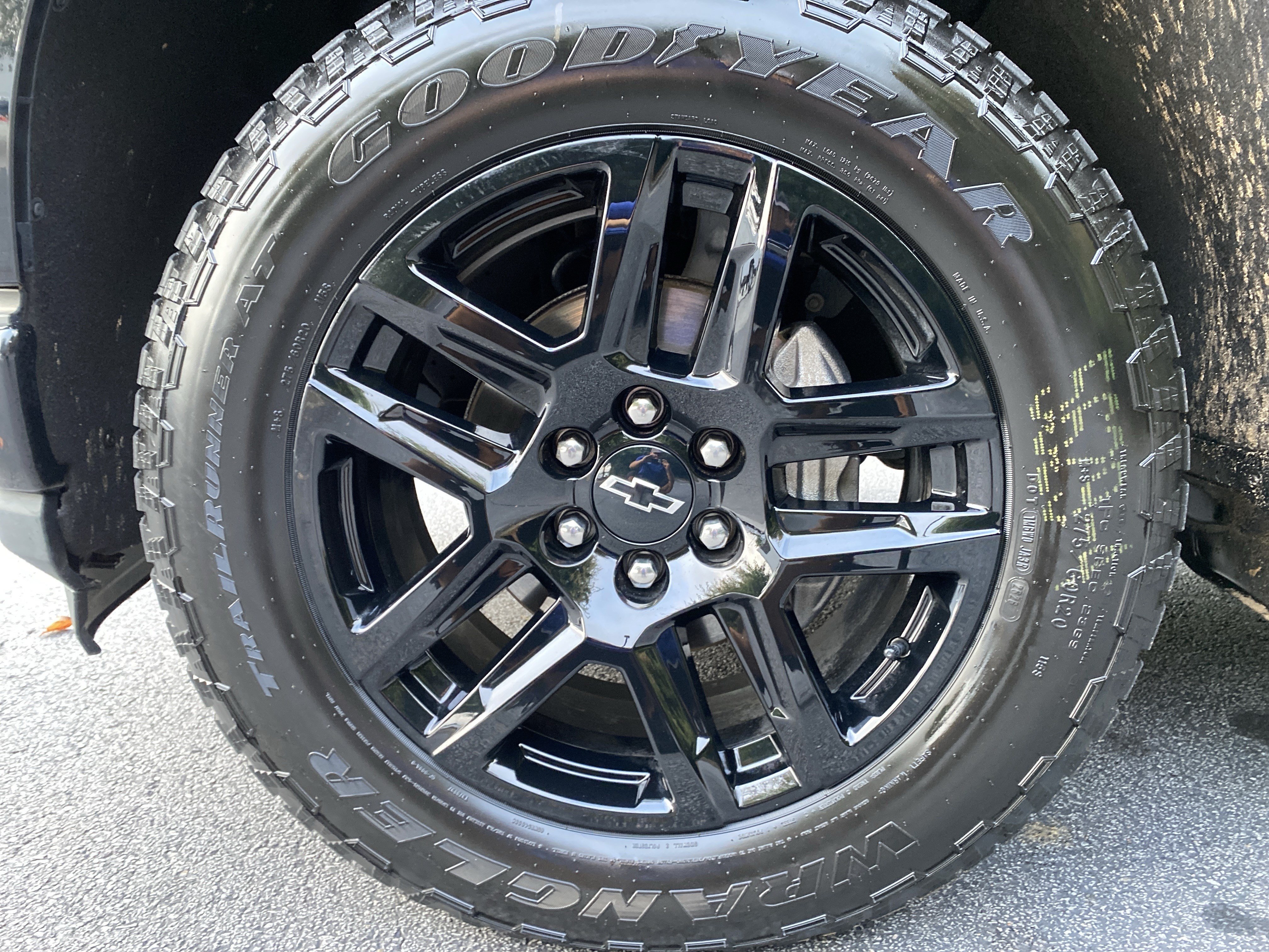 Used 2019 Chevrolet Silverado 1500 RST AWD/4WD image 42