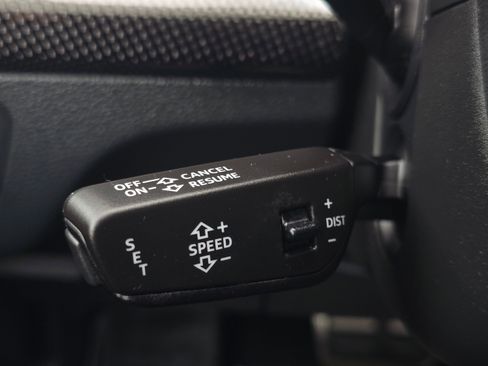 Used 2023 Audi SQ5 Prestige w/ Prestige Package image 43