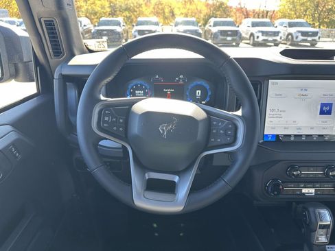 New 2025 Ford Bronco Big Bend image 9